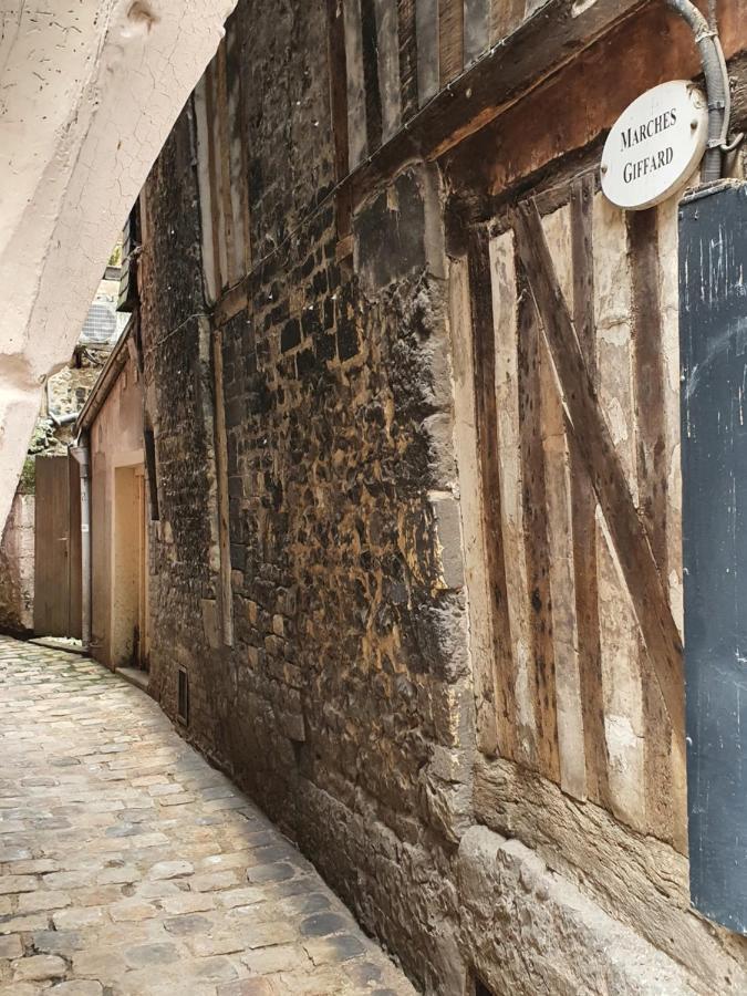 L Haute Du Gouverneur Honfleur Buitenkant foto